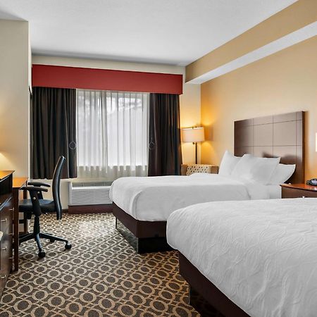 Best Western Paradise Inn Savoy Екстер'єр фото
