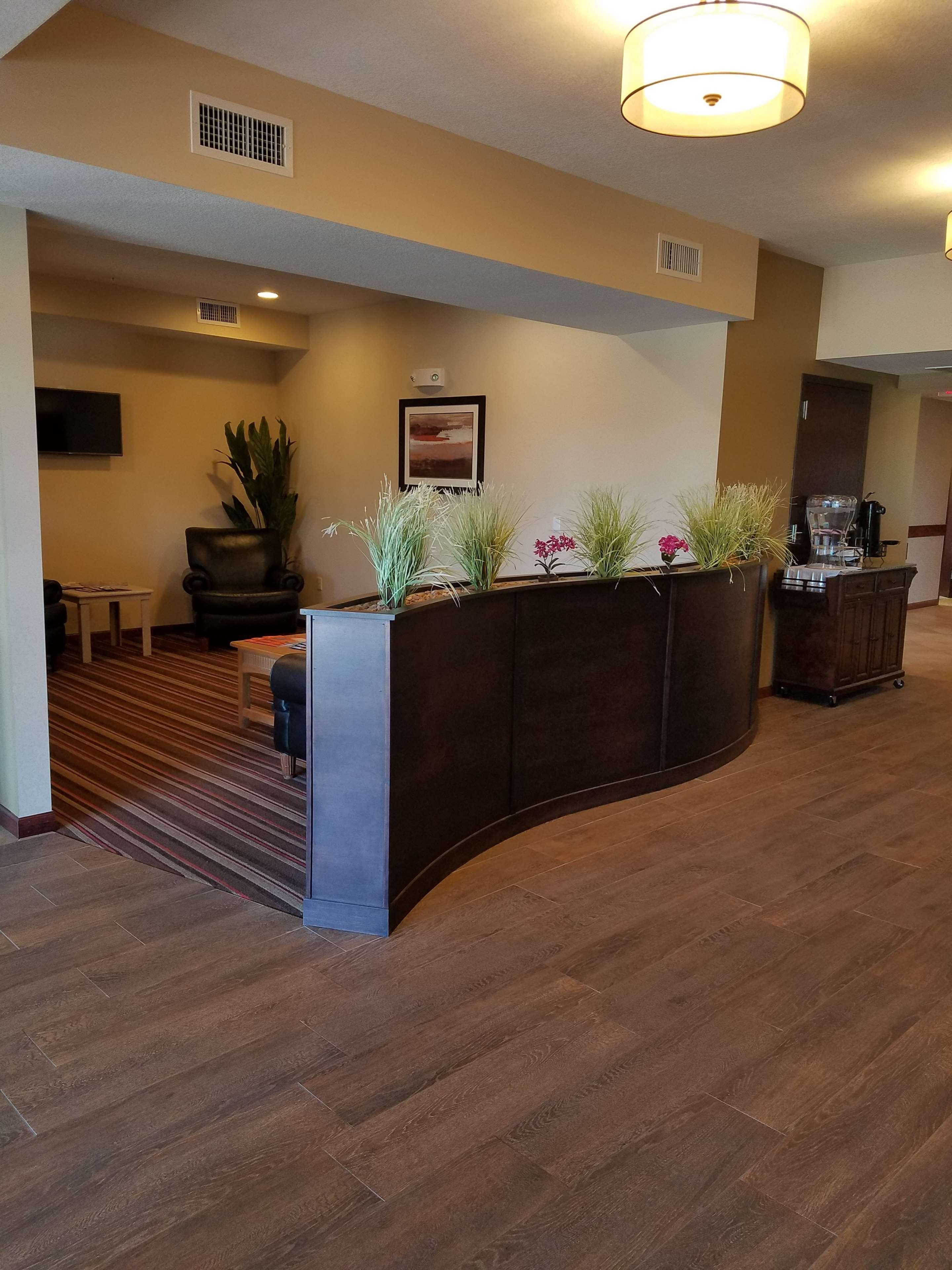 Best Western Paradise Inn Savoy Екстер'єр фото